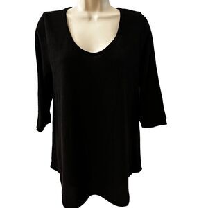 Eden in Love ~ Black Scoop Neck ~ three quarter sleeve ~ size Large